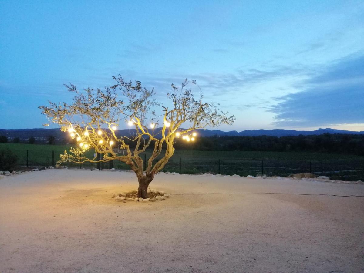 L'Arbre Qui Chante Saint-Etienne-de-Sermantin 外观 照片